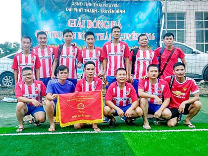 Đội bóng đá nhà trường tham gia Cúp Truyền hình Thái Nguyên năm 2016.